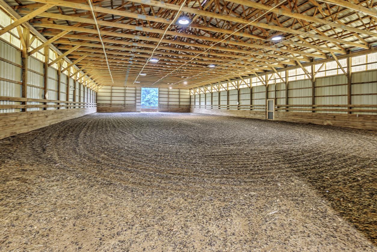 Equestrian Facility in Hope - photo 9