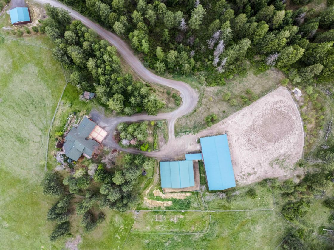 Private Equestrian Retreat, Indoor & Outdoor Arena - photo 13