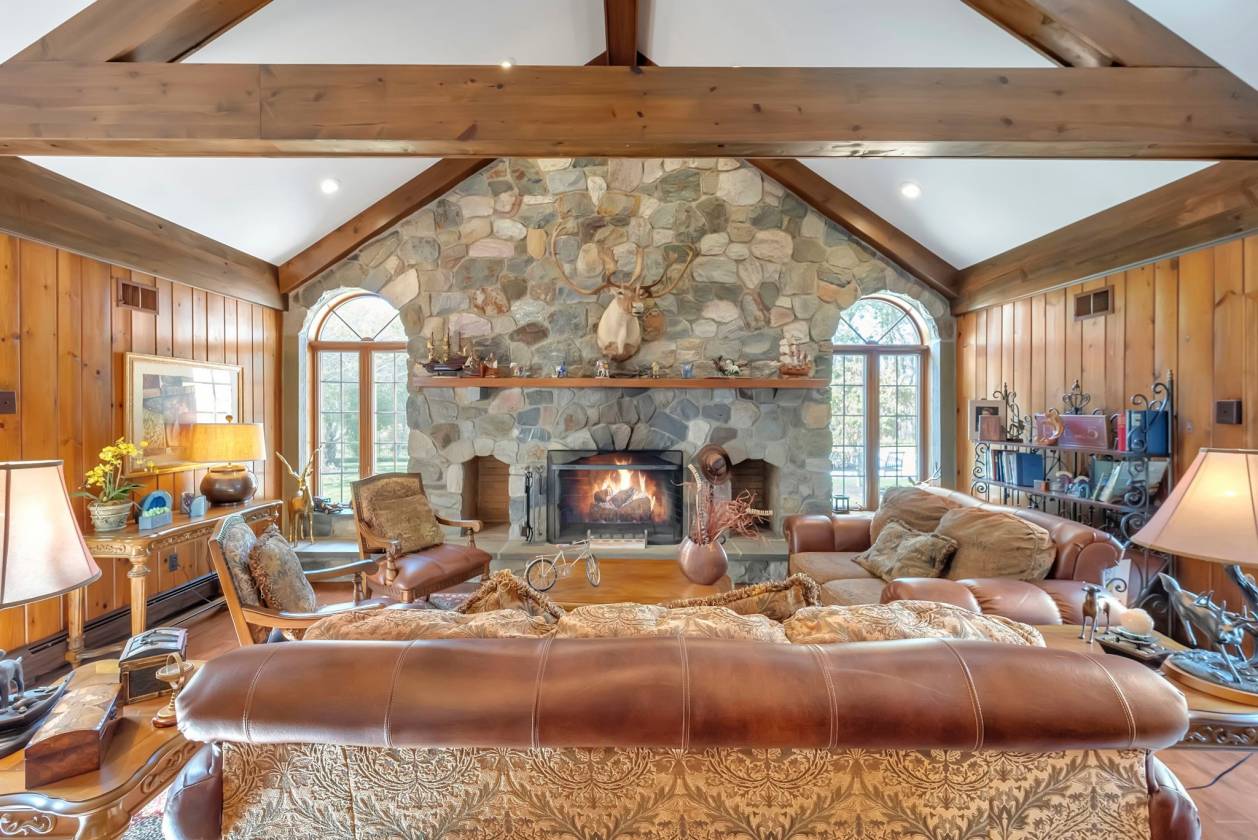 Extraordinary 30-Acre Equestrian Estate! - photo 20