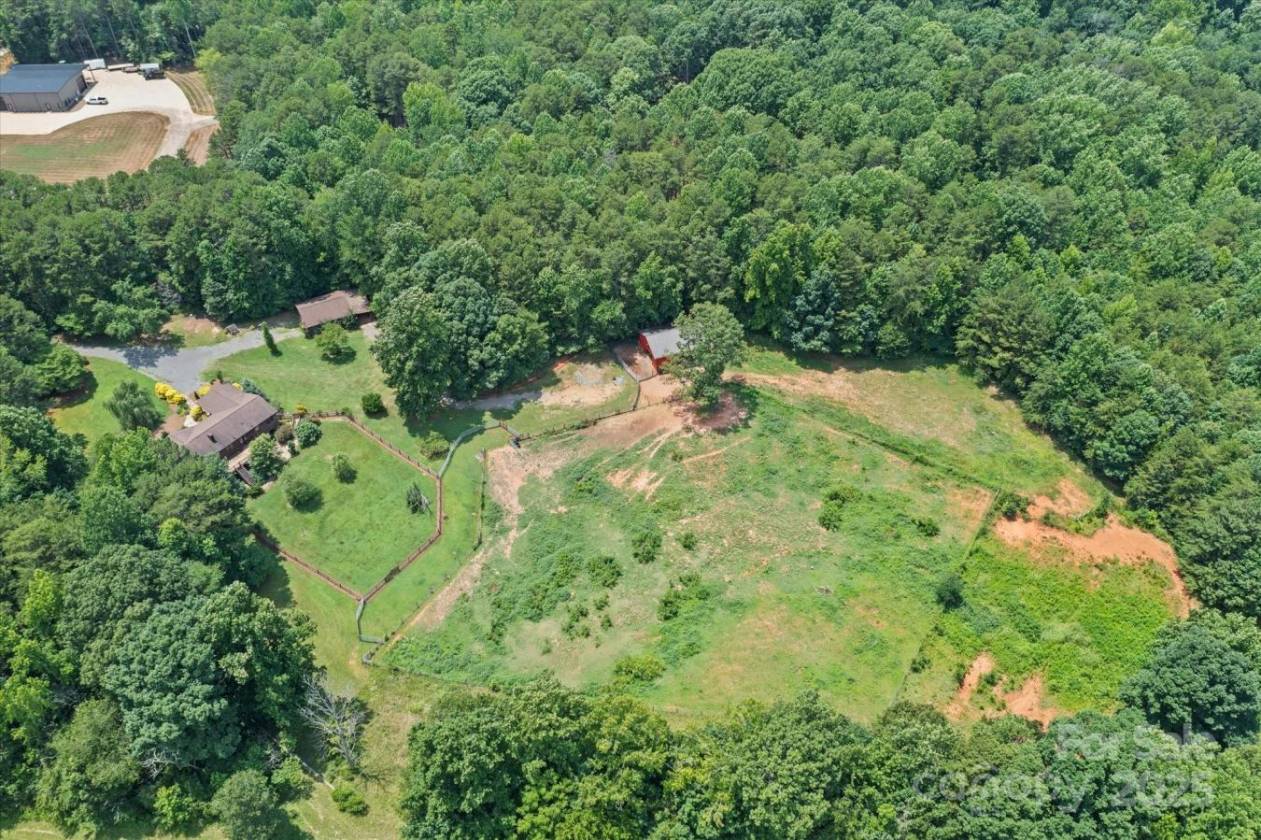 Horse Property for sale.