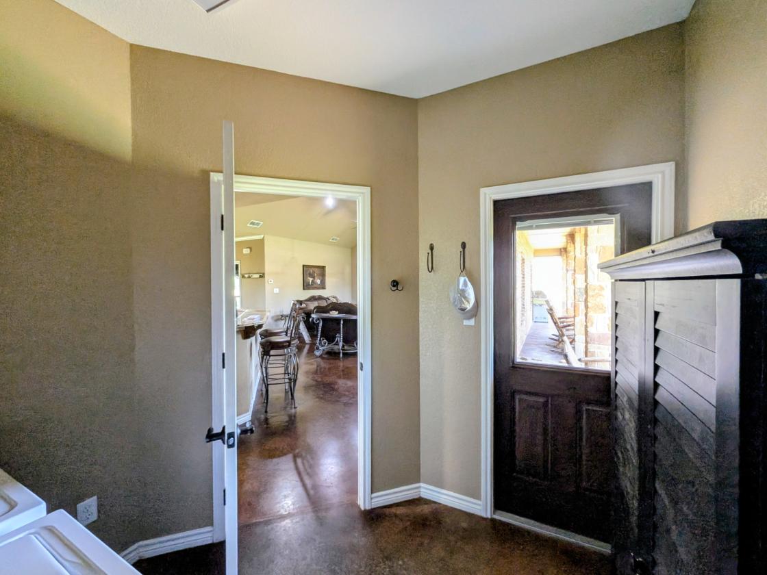 PERFECT FOR HORSE TRAINERS & HOBBY HORSE RANCH - photo 30