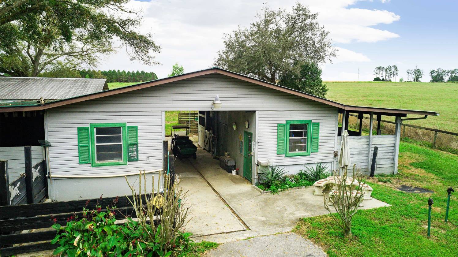 10 ACRE HORSE FARM Dade City, Pasco County, Florida