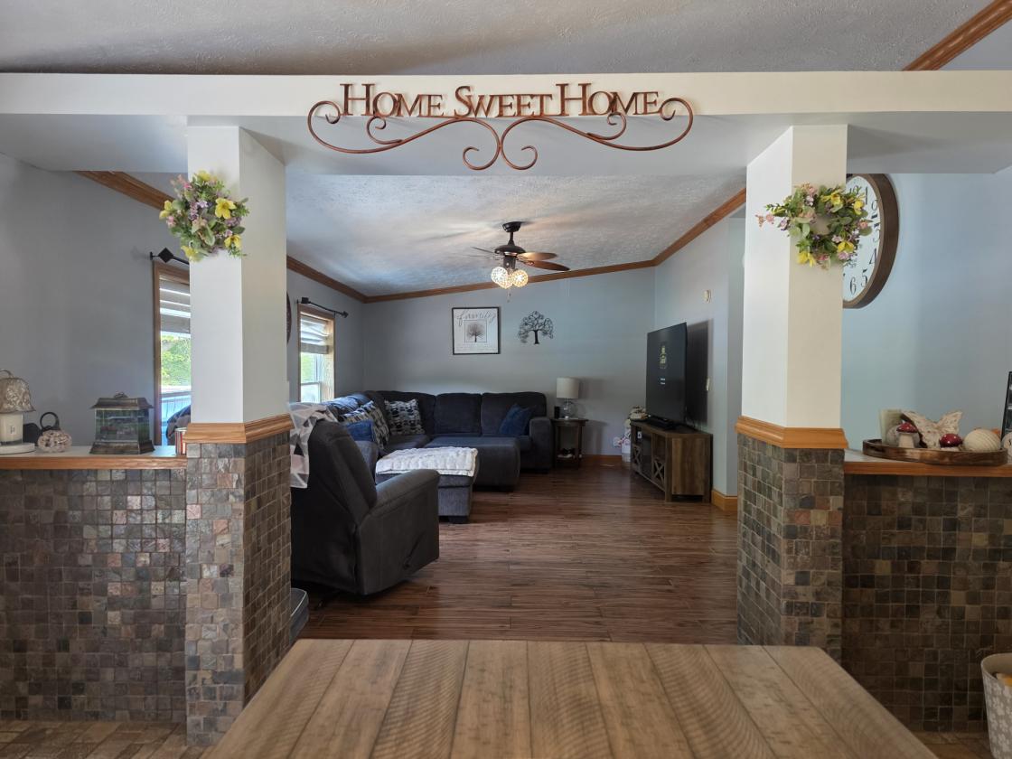 47 acre Equestrian Dream Barn with Remodeled Home - photo 26