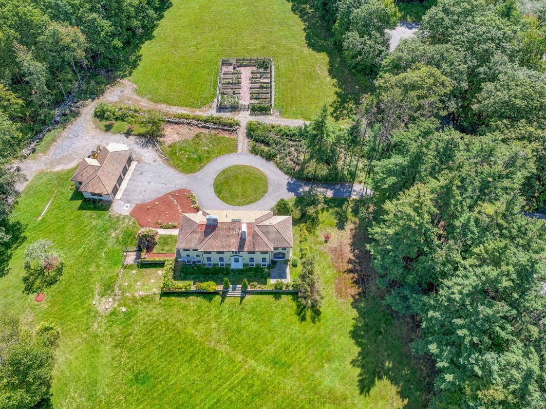 7.66 Acres, 4-Bay Garage & Mt. Monadnock Views - photo 3