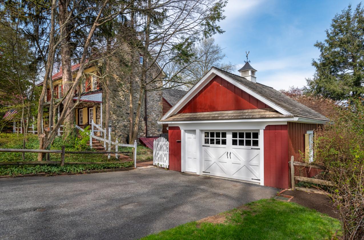 Timeless Colonial Charm - photo 14