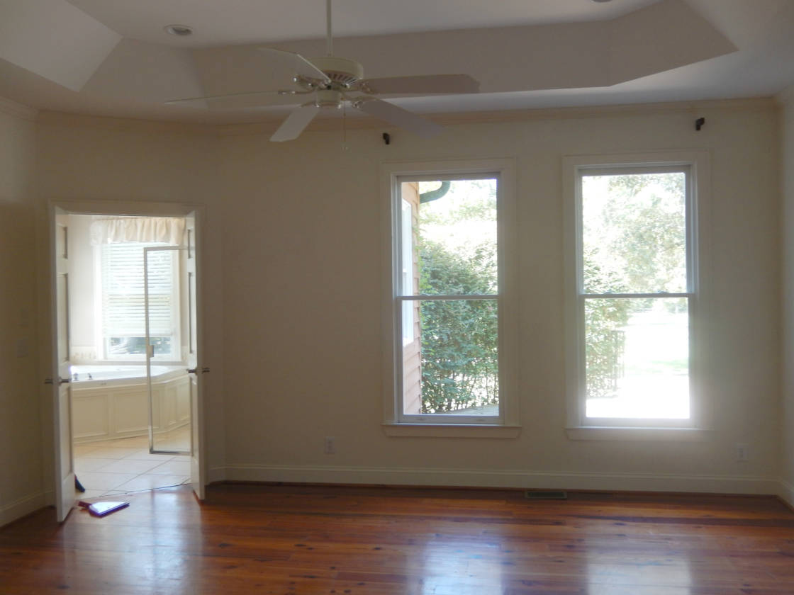 Beautiful TurnKey Farm on 20 Acres Rembert, Kershaw County, South