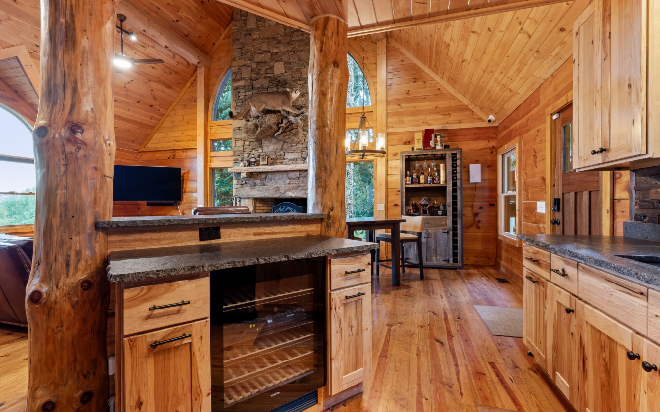 Classic East TN Farm, 2 Ponds, Log Home - photo 20