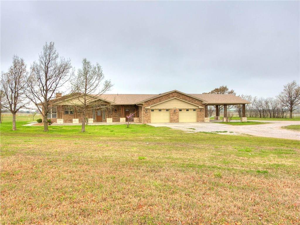 Idyllis Equestrian Estate and facilities Luther, Oklahoma County