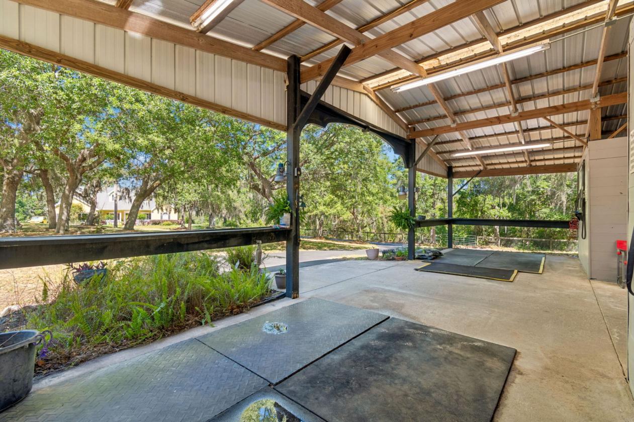 17 acre horse farm HIGH AND DRY with arena & barn - photo 16