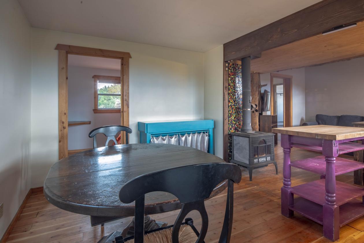 Off-Grid Home, Guest Tree-House, 28.34 acres - photo 9