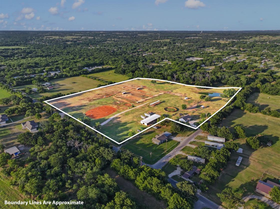Perfect horse property just minutes from DFW - photo 1