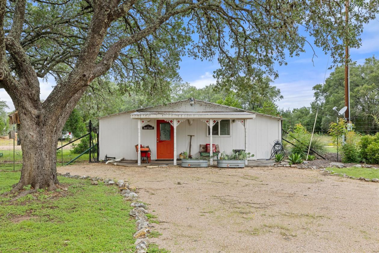 Rocking V Ranch | Turn-Key Hill Country Ranch - photo 25