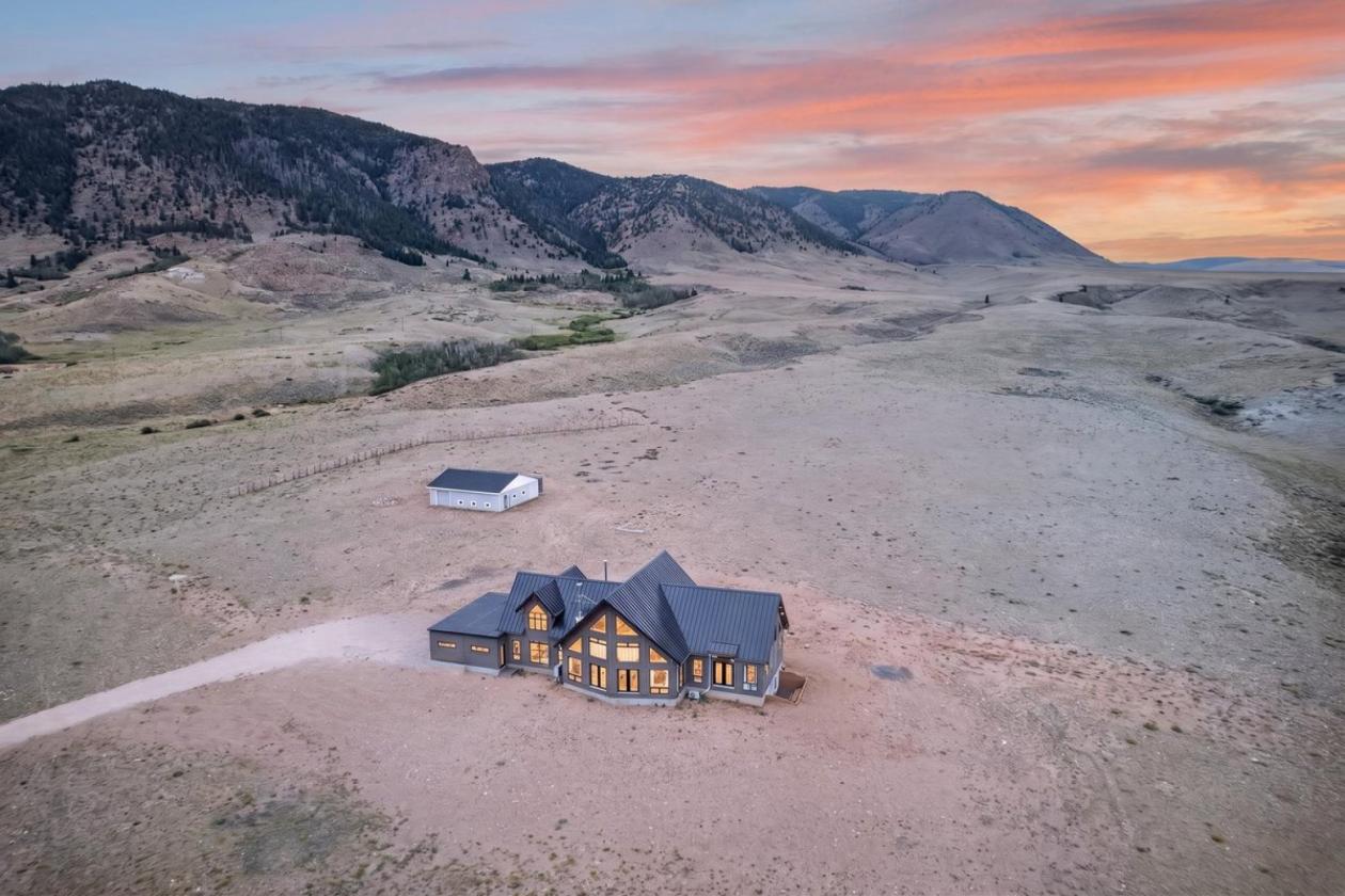 Unique Construction like no other in Wyoming! - photo 2
