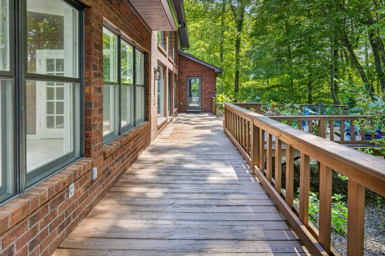 Turnkey Horse Farm but Oh so much more! - photo 6
