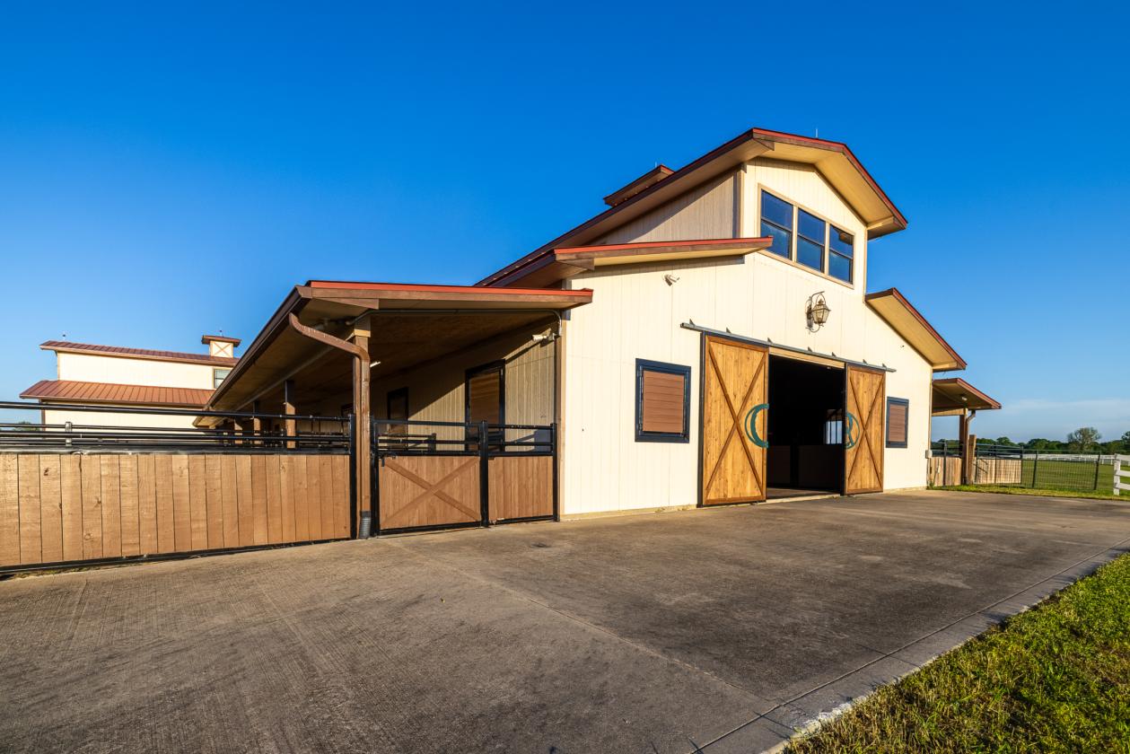 Luxury Equestrian Estate - photo 8