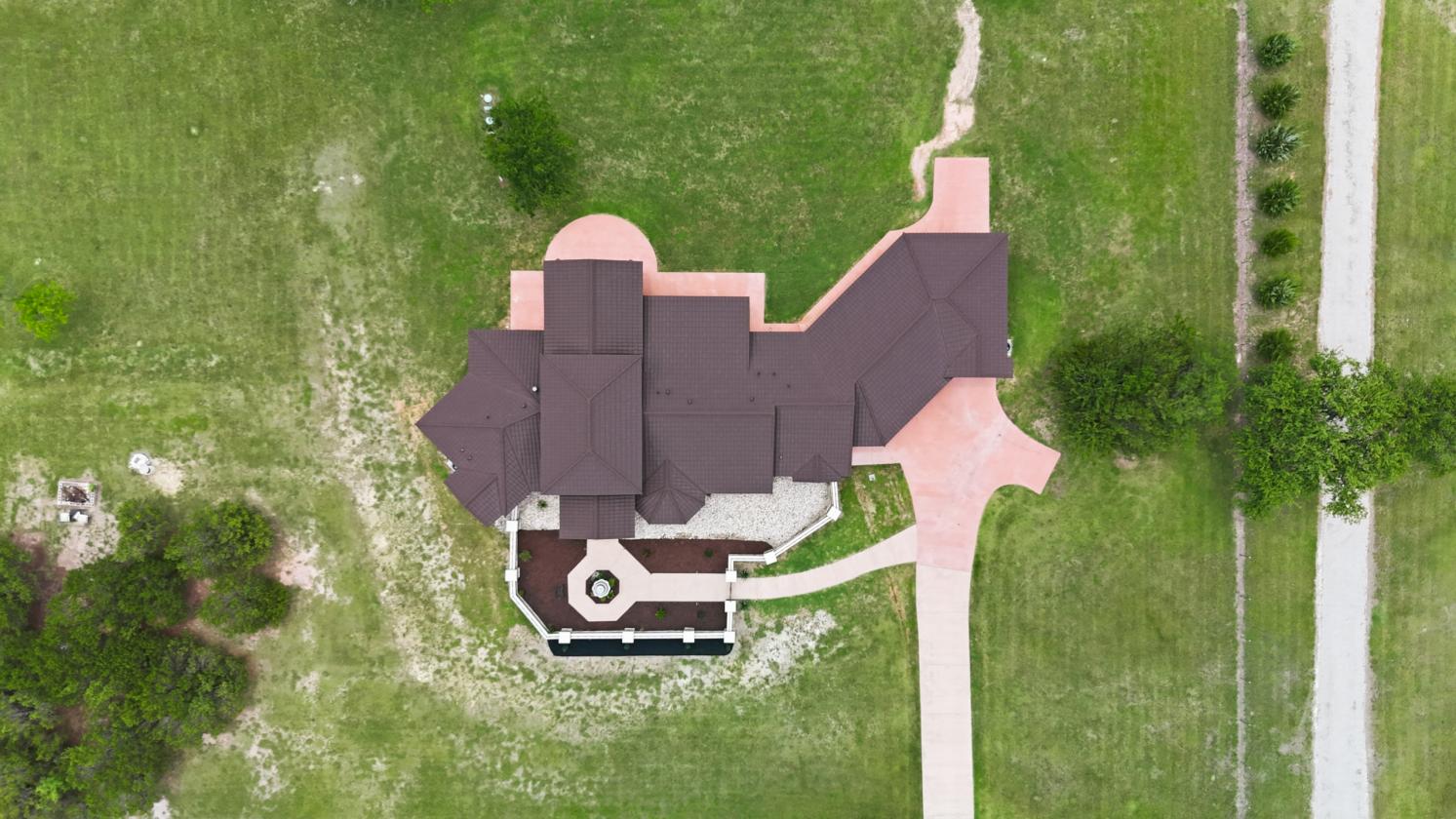 Gated Luxury Estate with Unmatched Views on 5 Acres - photo 5
