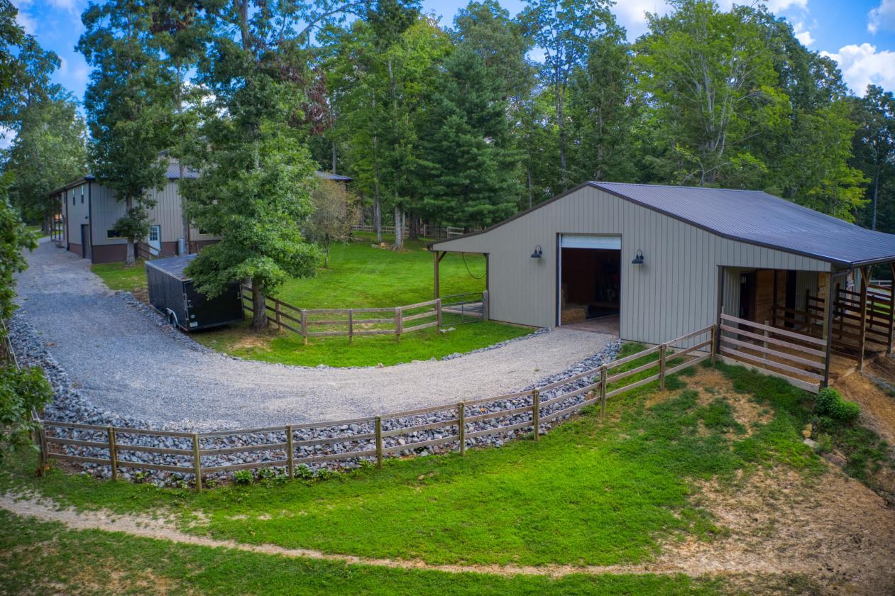 Equestrian Estate Near The Big South Fork Park - photo 26
