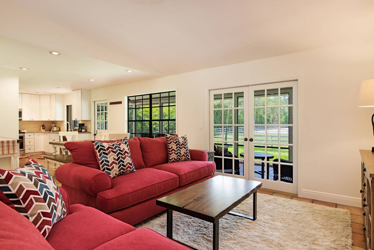 Private Equestrian Cottage in Livingston Woods Naples, Collier County