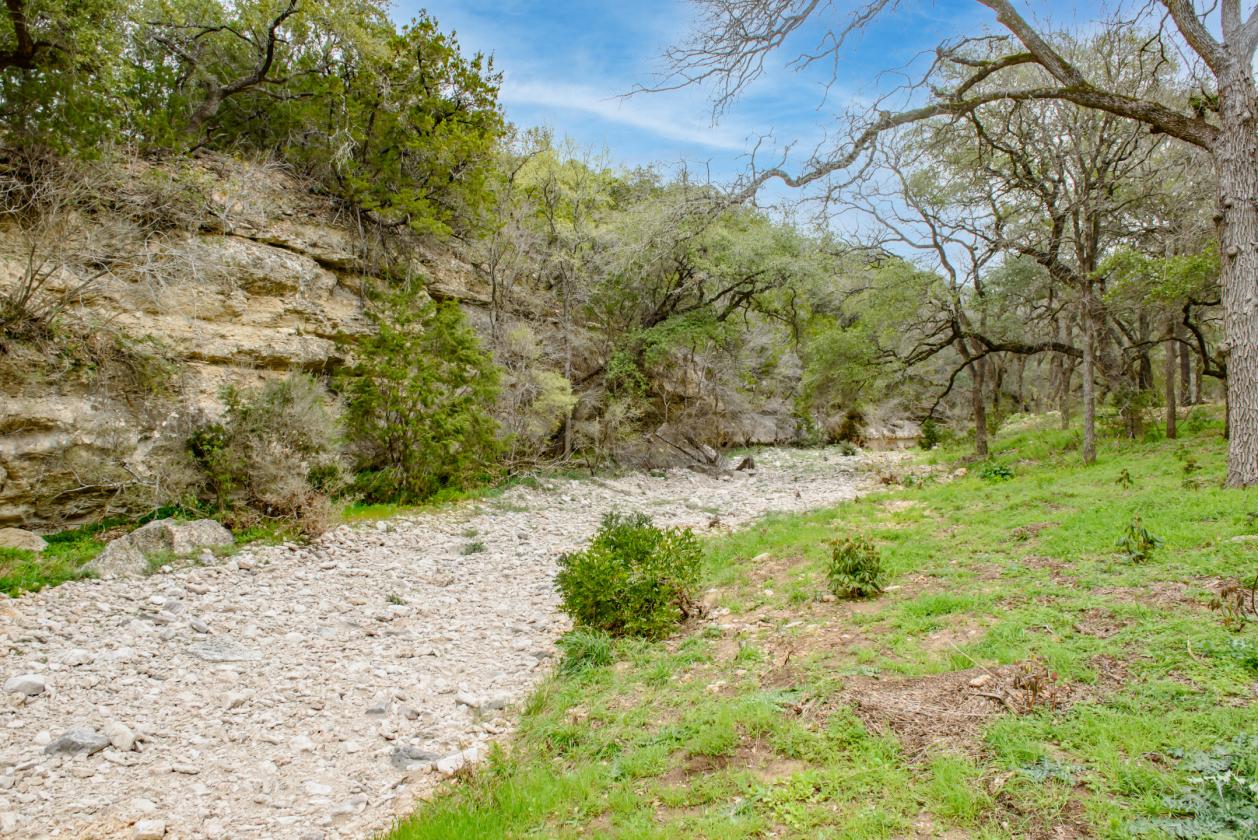 Canyon Lake Acreage — Live Where Others Vacation - photo 7