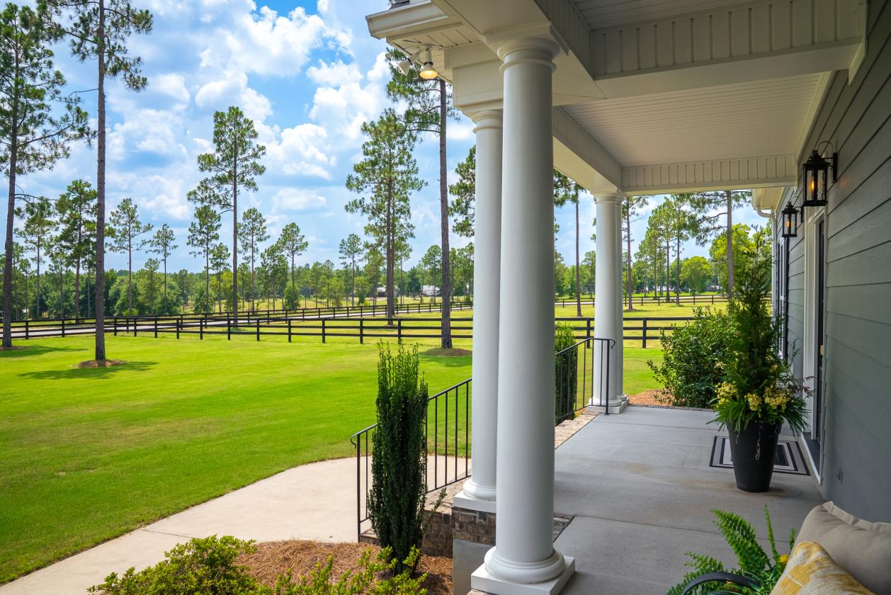 Kalista Manor South ~ Turn-Key Equestrian Estate - photo 4