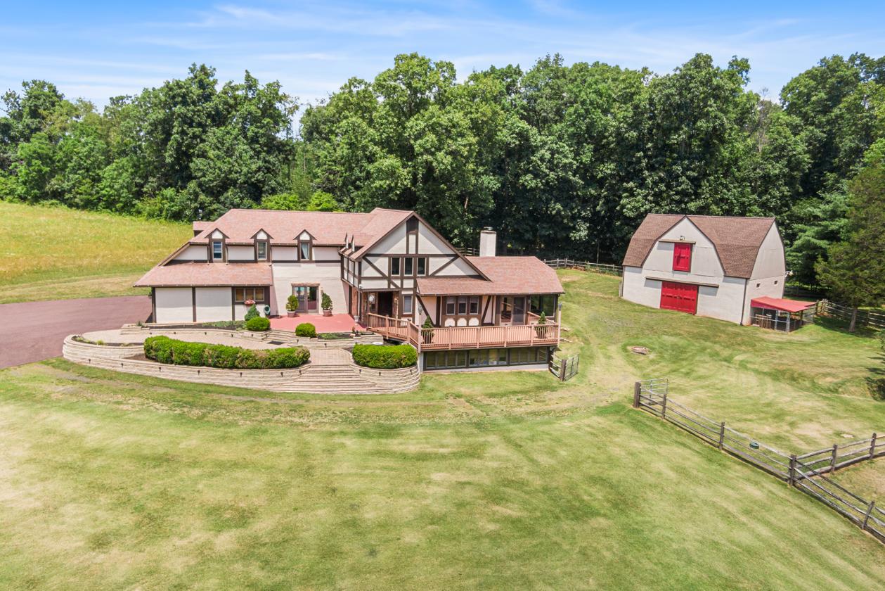 Skippack Farm Home and Barn - photo 1