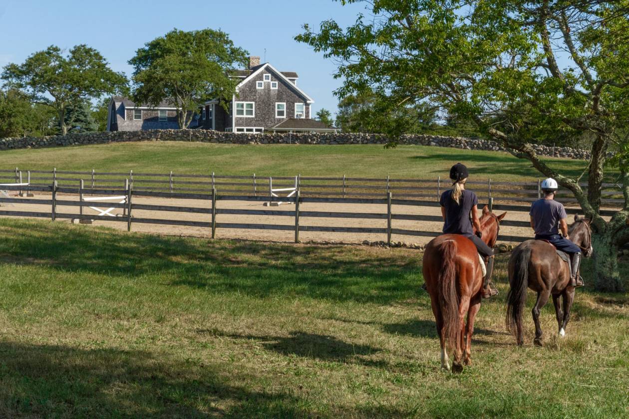 elegant equestrian estate rolling hills, pastures, stone walls & 5... New Shoreham