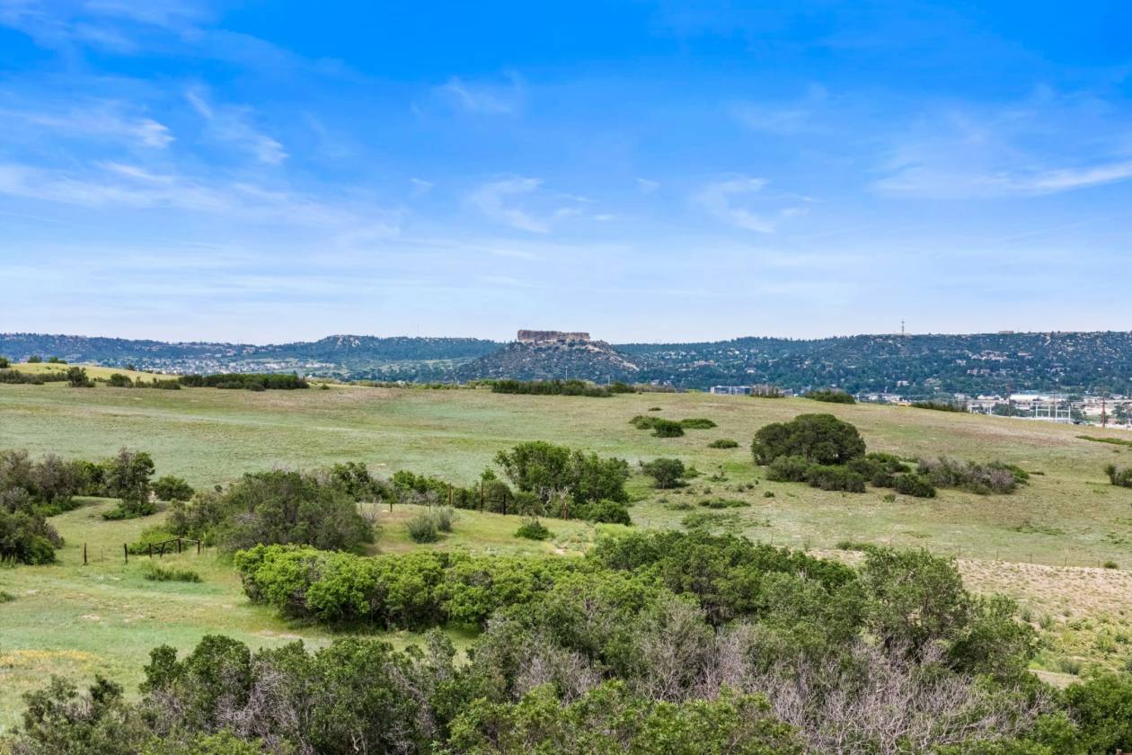 Horse Property for sale.