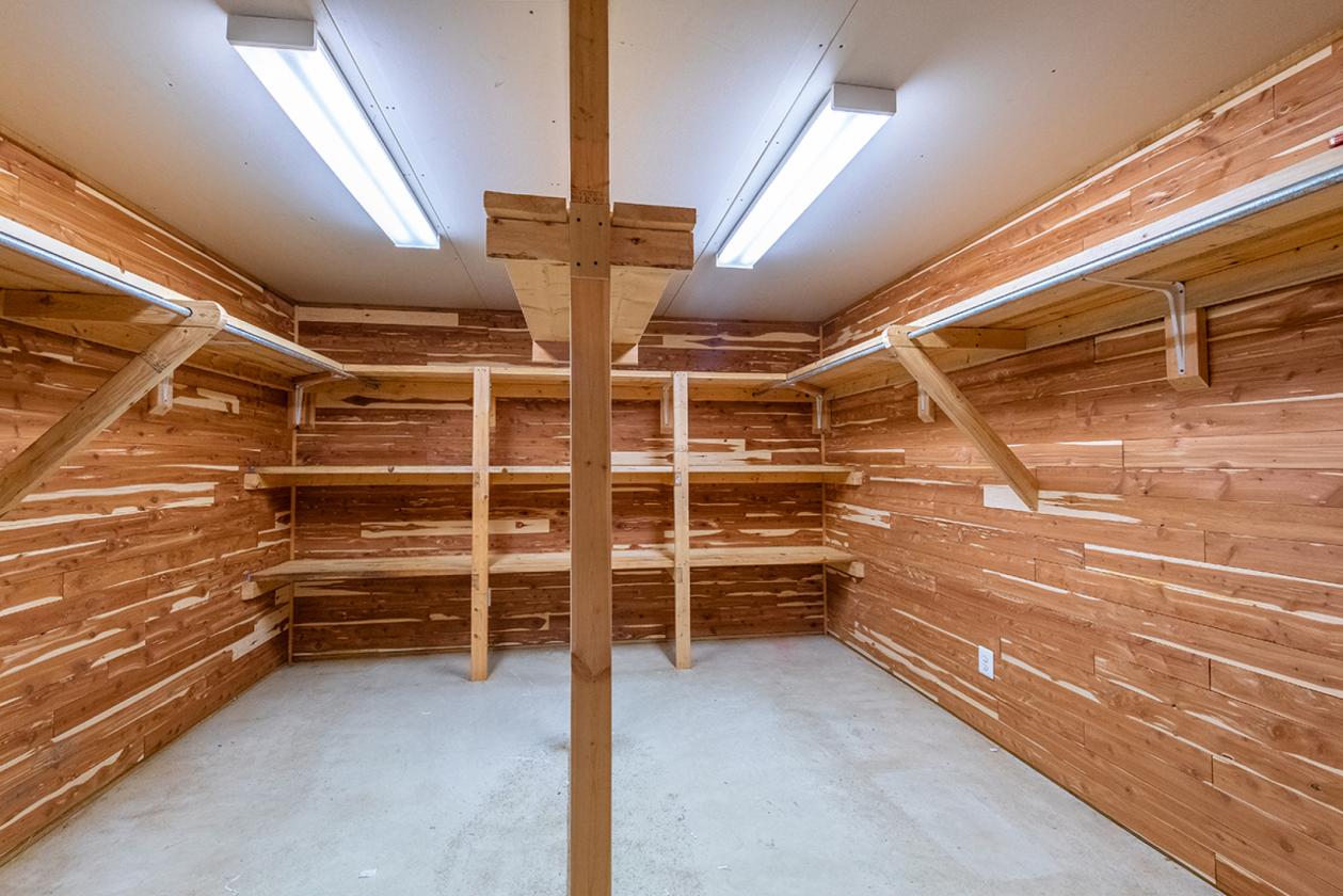Custom buit House and Barn - photo 14