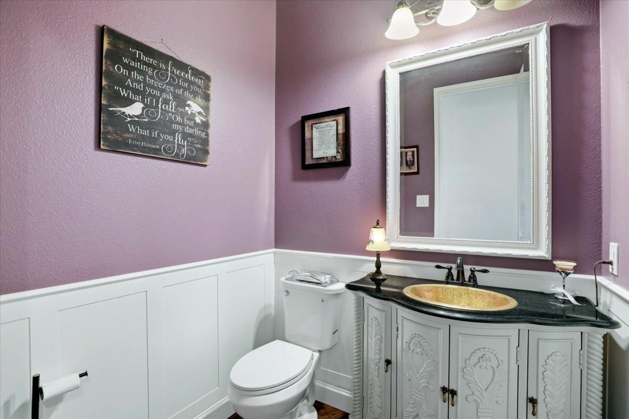 Refined North Texas Ranchette with Home & Barn - photo 20