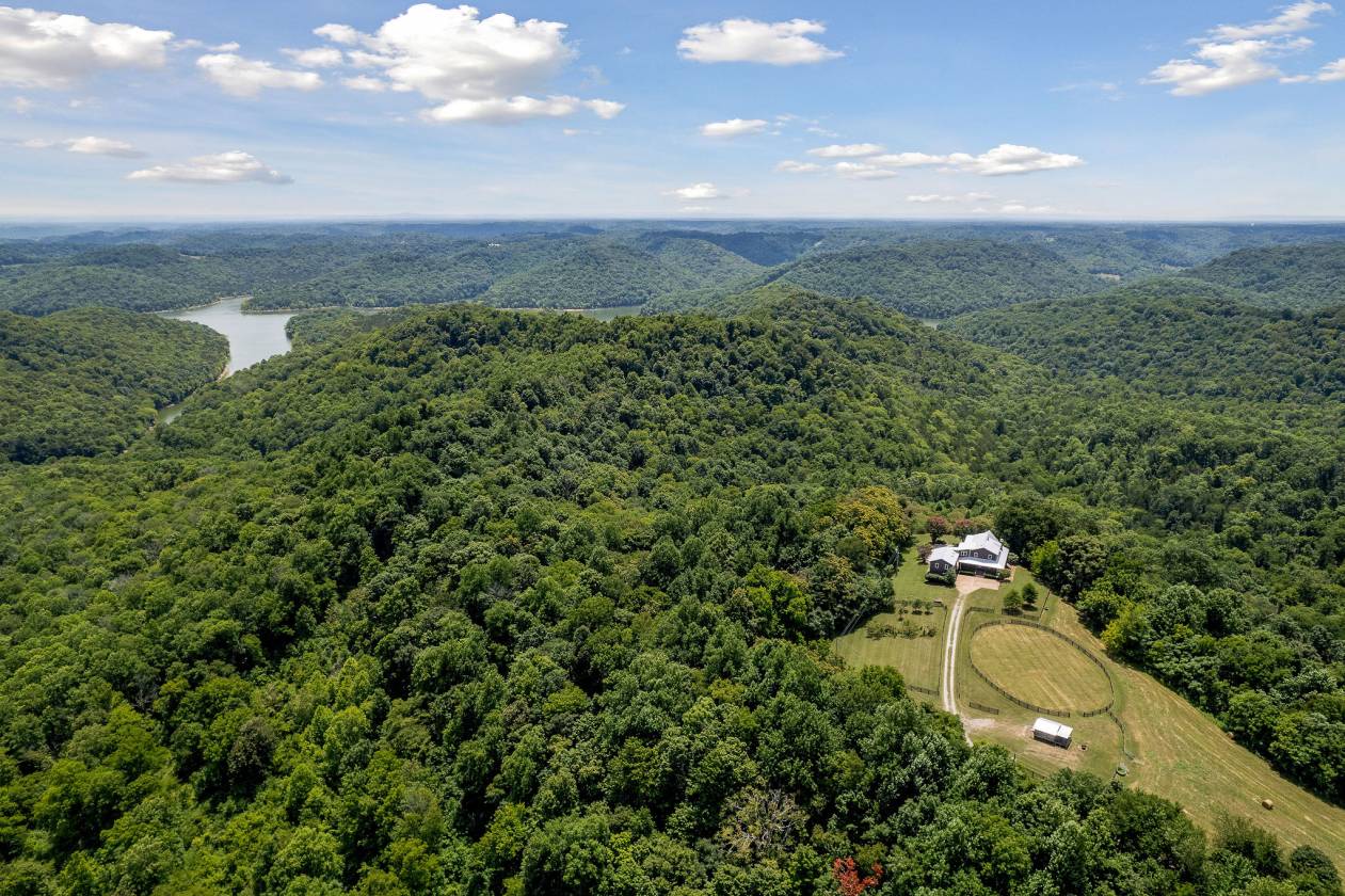 Horse Property for sale.