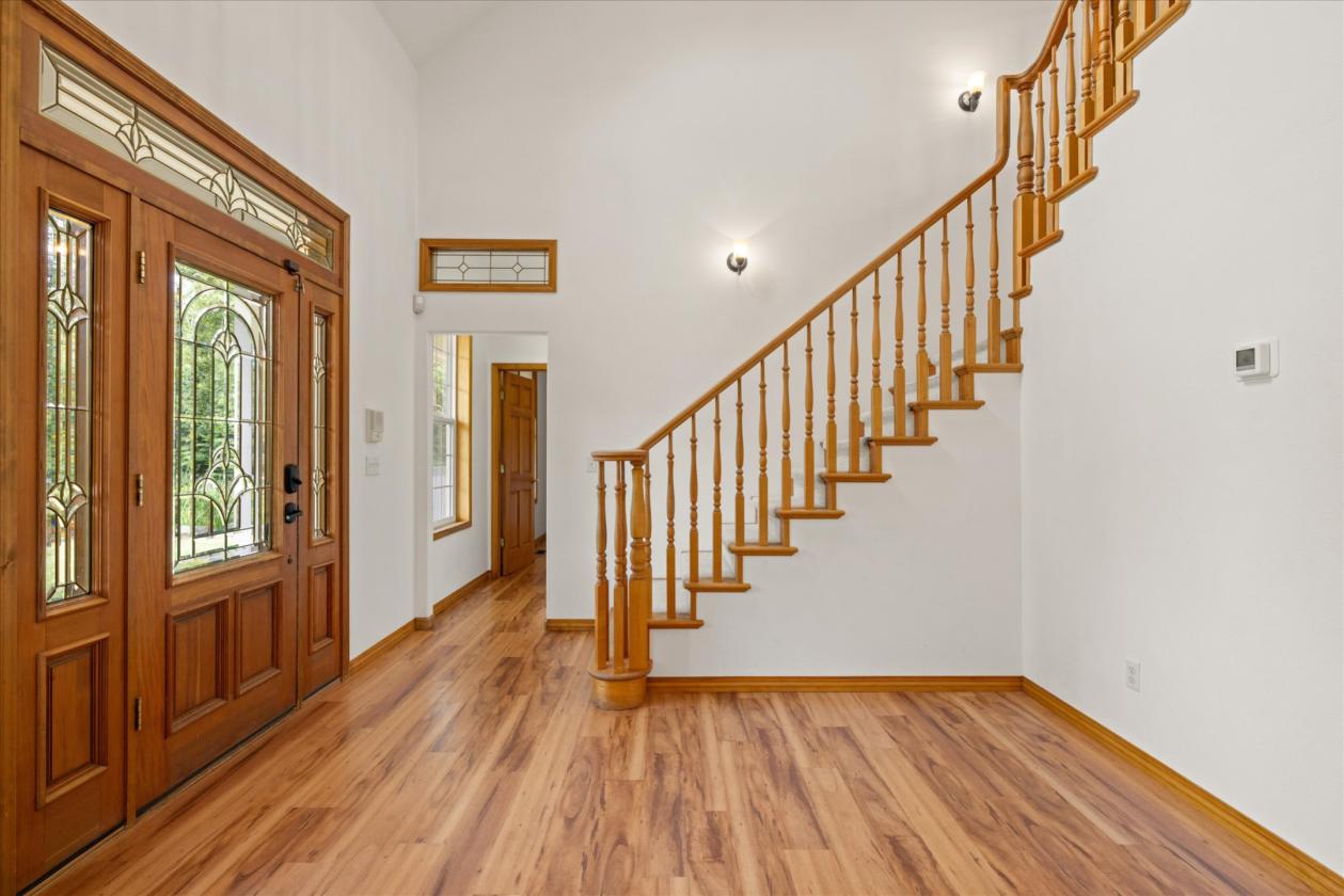 PNW Country Home w/Equestrian Foundations - photo 5