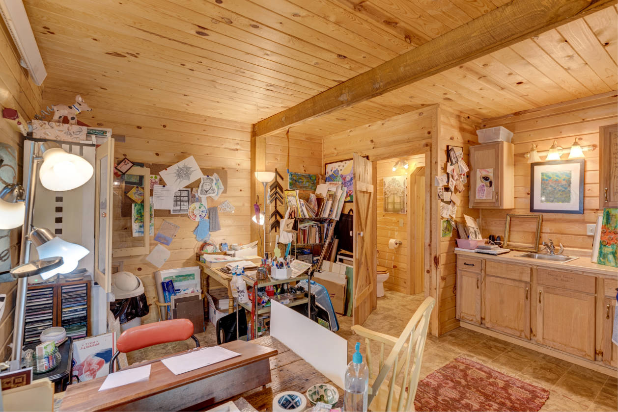 Black Hills Beautiful Horse Property with so Many Options!! Whitewood