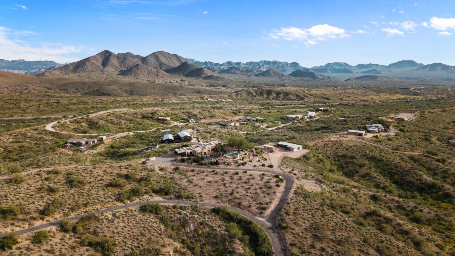 Paradise on Hummingbird Hill: Goldfield Ranch - photo 16
