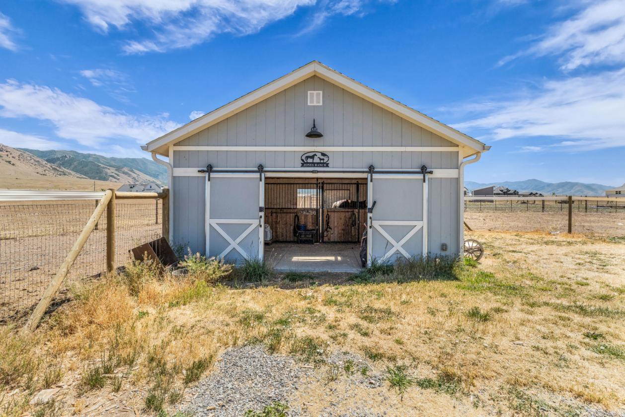 Price Reduced! Horse property  on 5 acres - photo 16