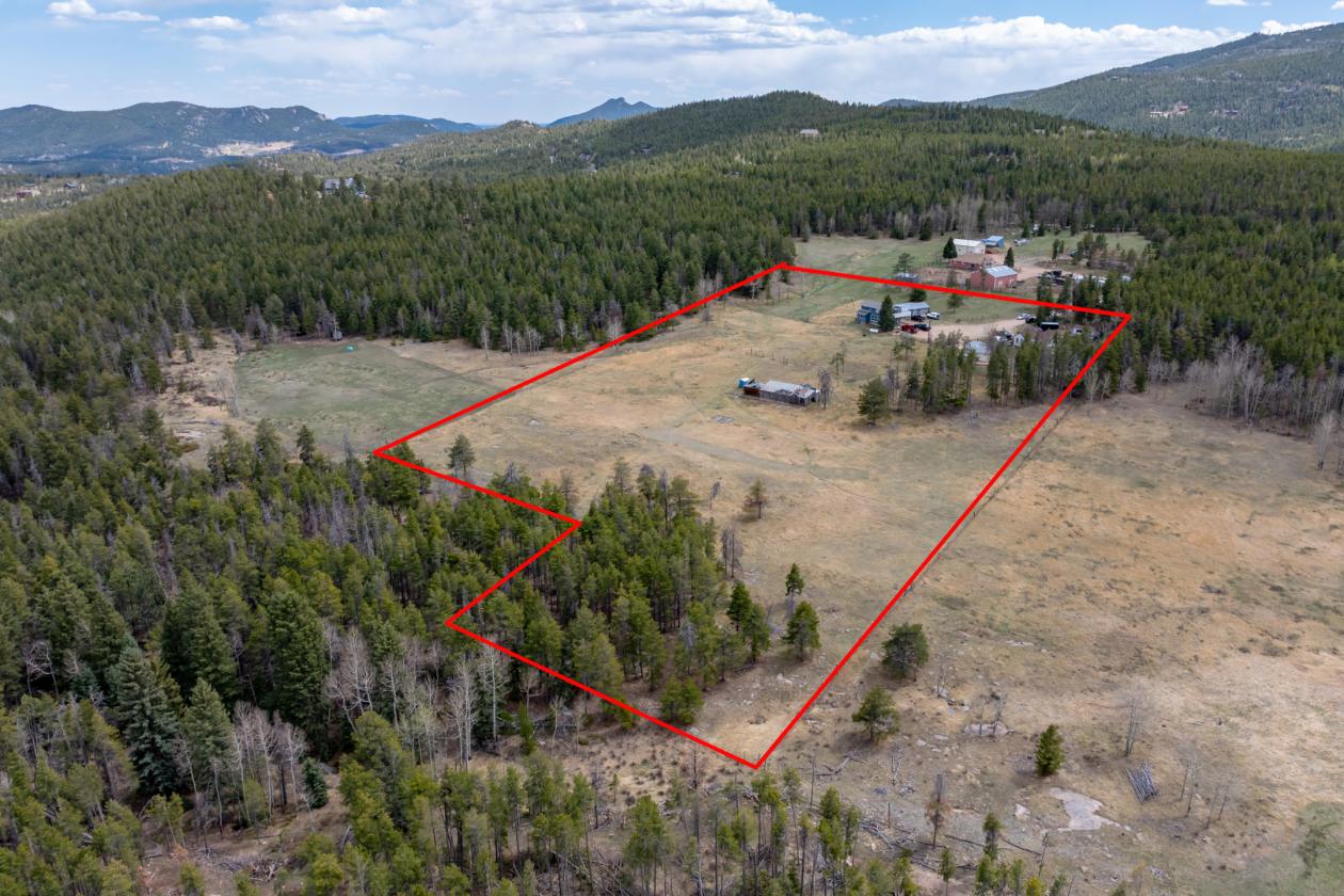 7.8 acres with 4 rentals - photo 14
