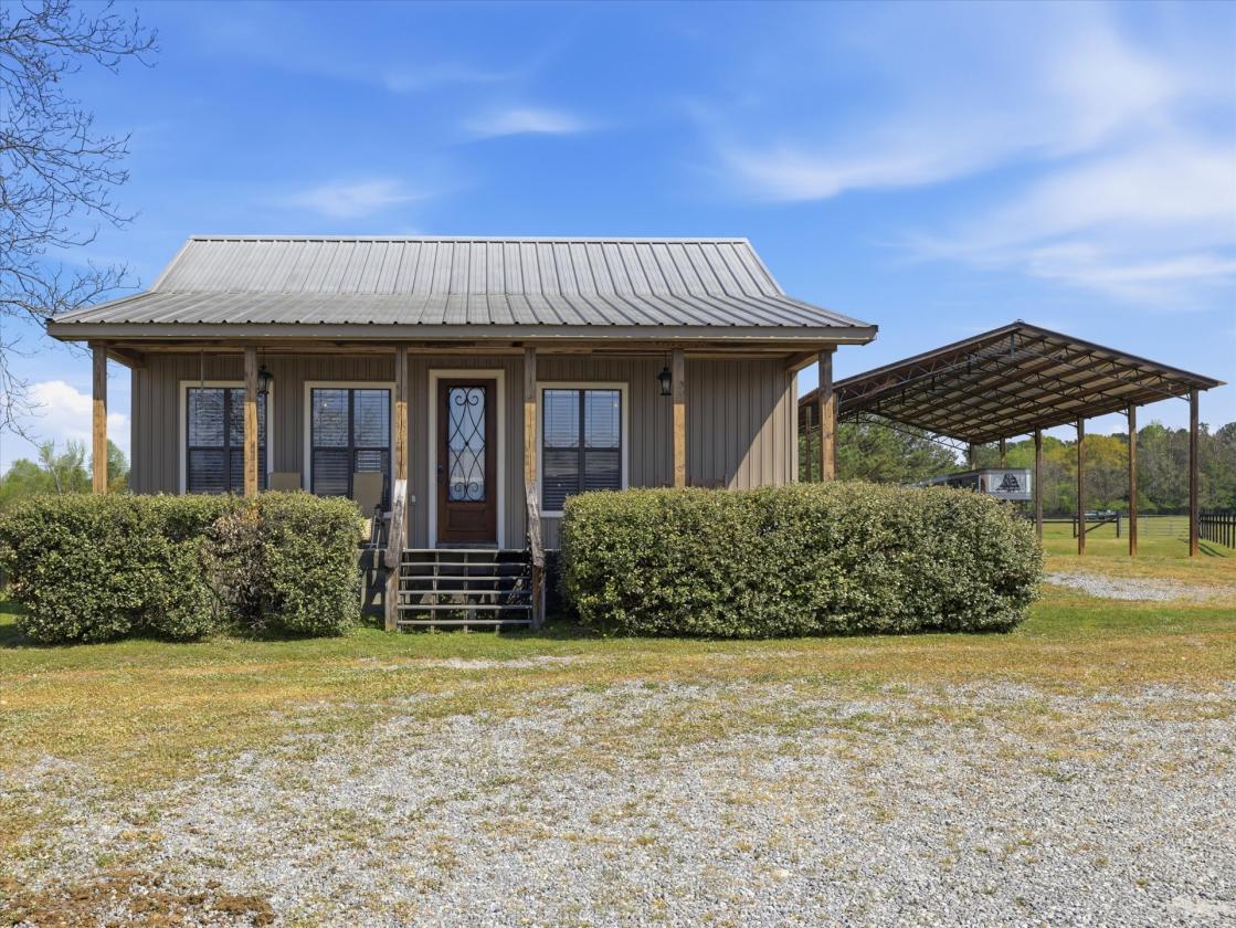 A PROPERTY WITH POSSIBILITIES! - photo 19
