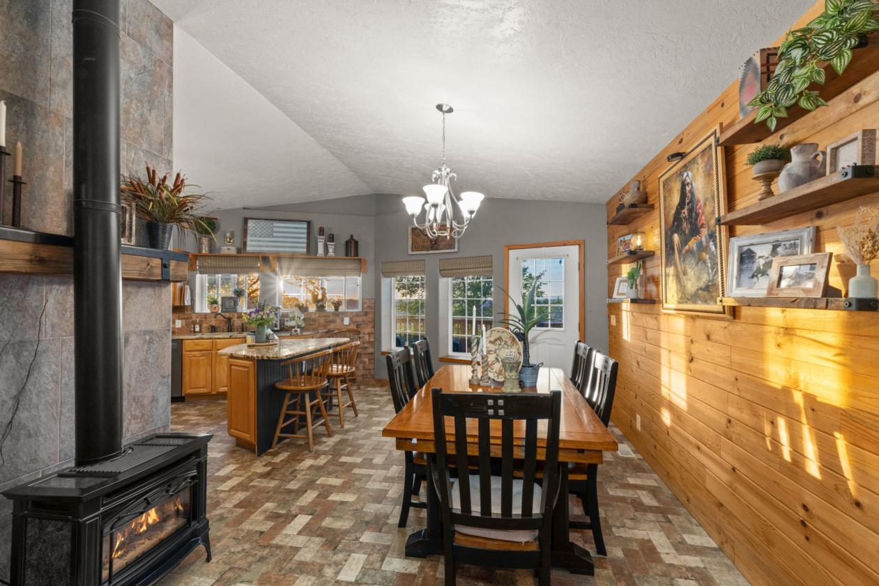 Legacy Equestrian Property with Jaw Dropping Views - photo 9
