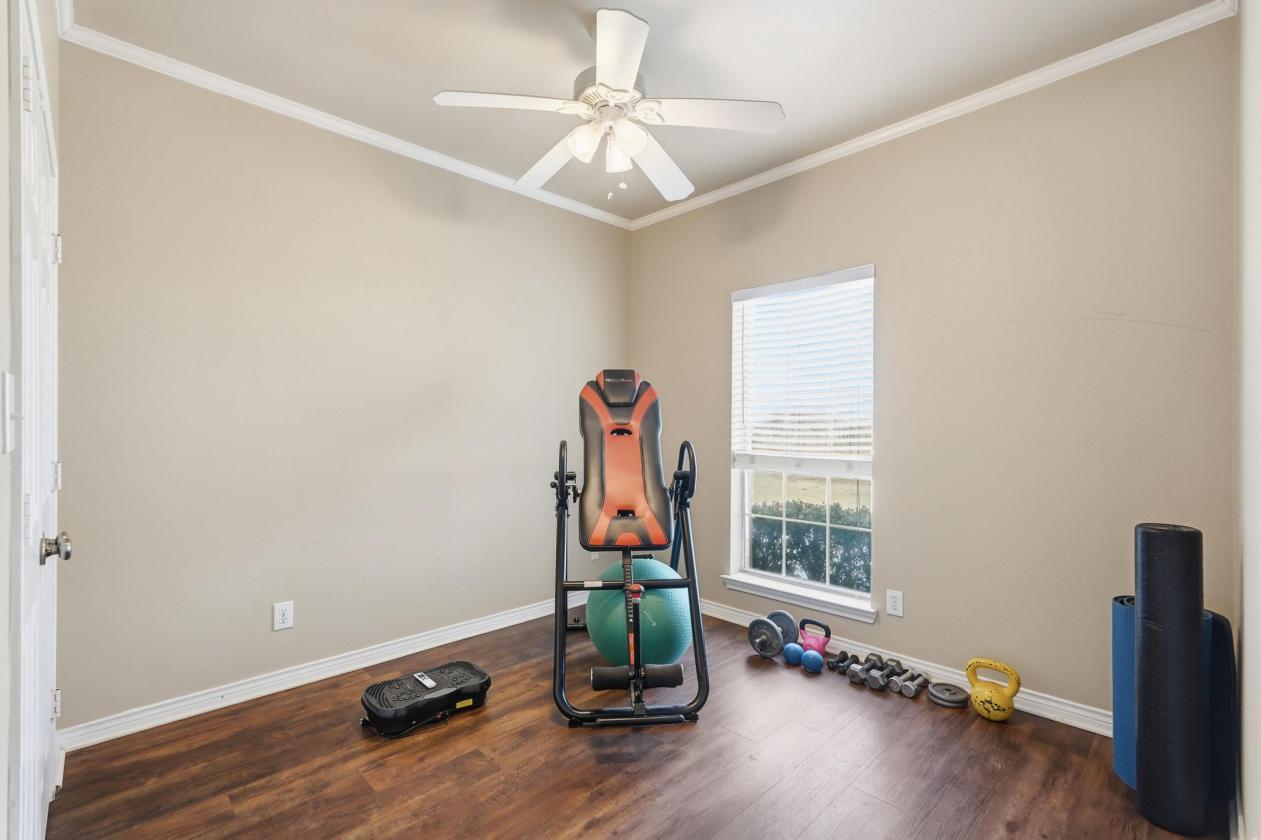 Lovely home with Pool on 9+/- AC Fully Pipe Fenced - photo 21