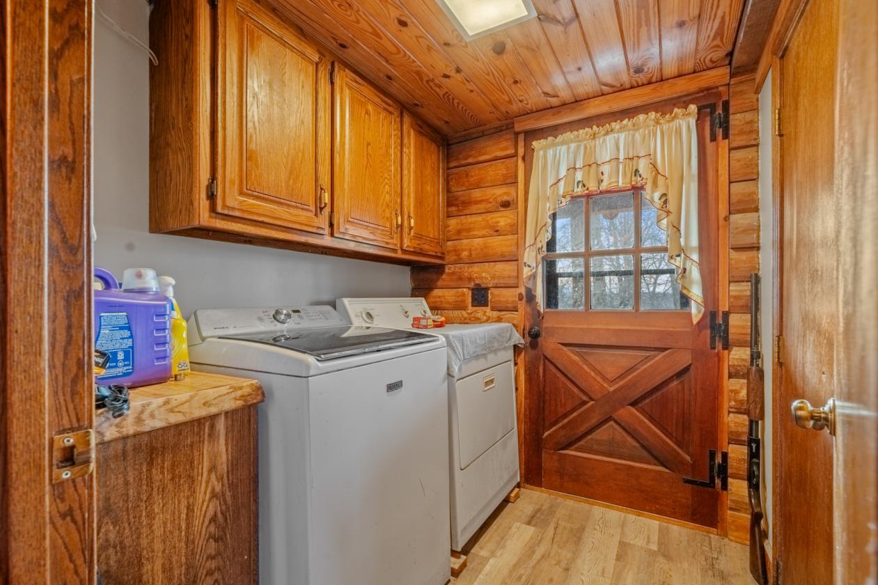 REAL LOG HOME on 12 Unrestricted Acres - photo 25