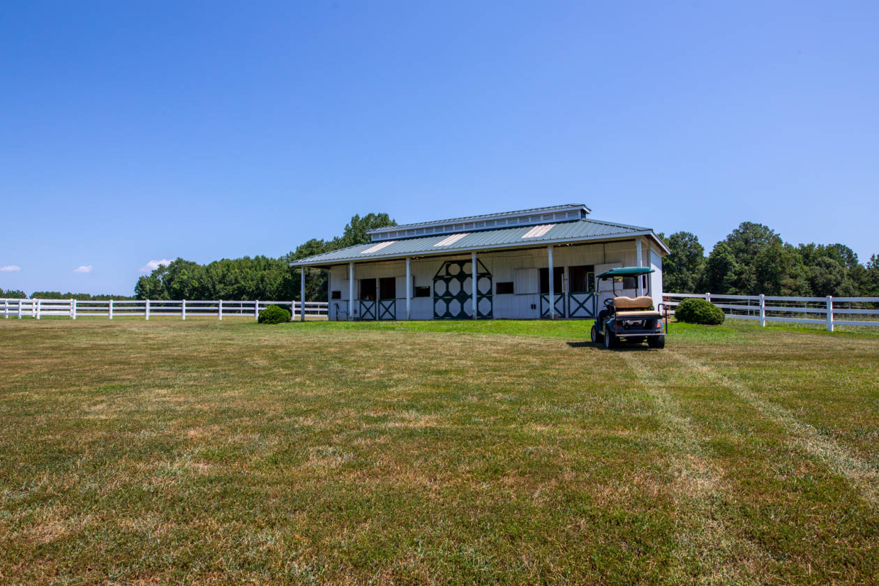 Shandan Farms in Dinwiddie County 4 Ponds, 2 Houses,... Sutherland