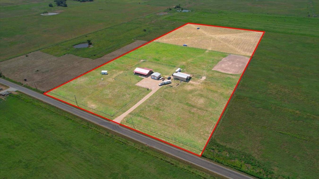 Horse Property for sale.