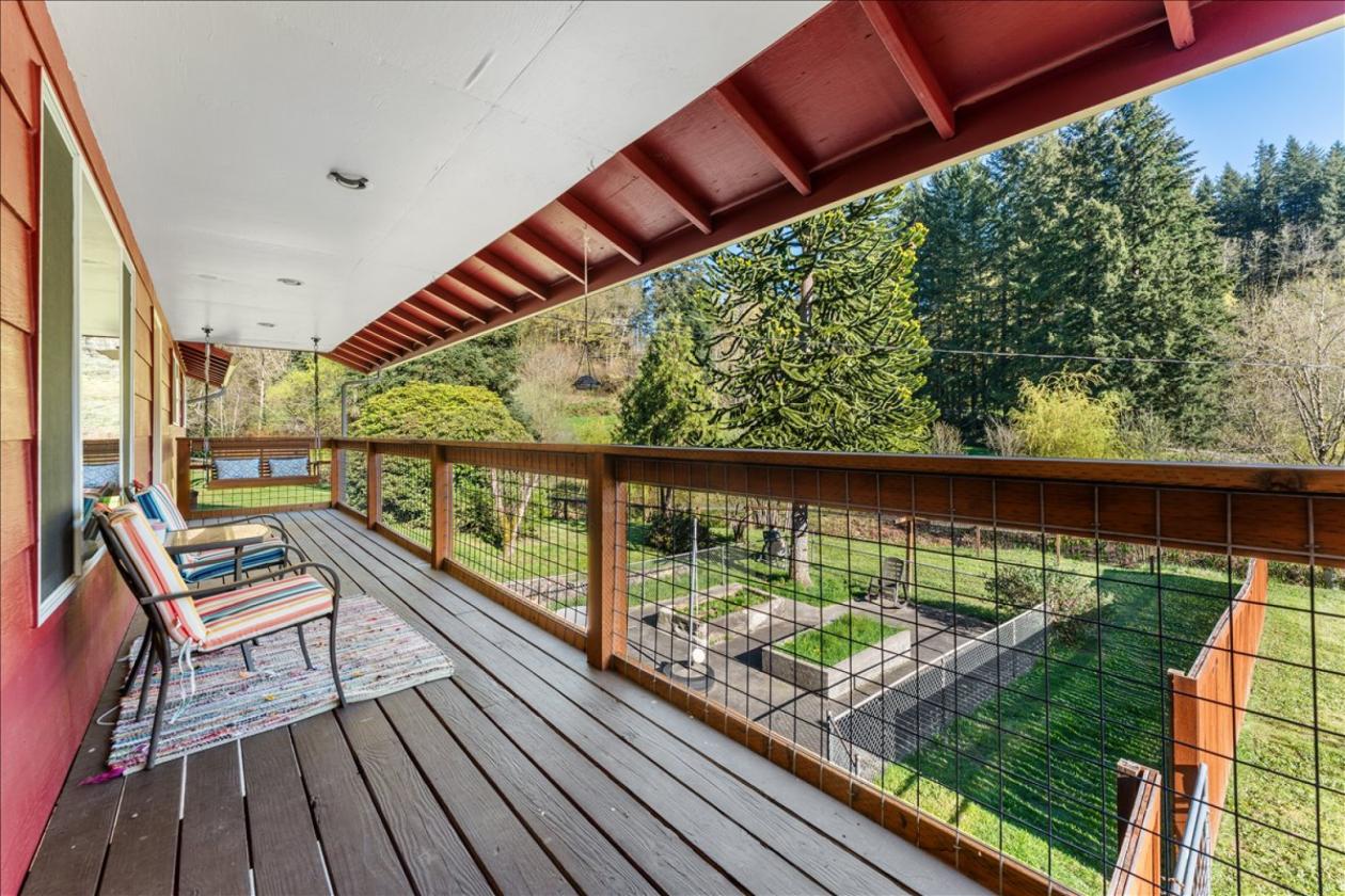 HORSE PROPERTY WITH 2 REMODELED HOMES ON 14+ ACRES - photo 20