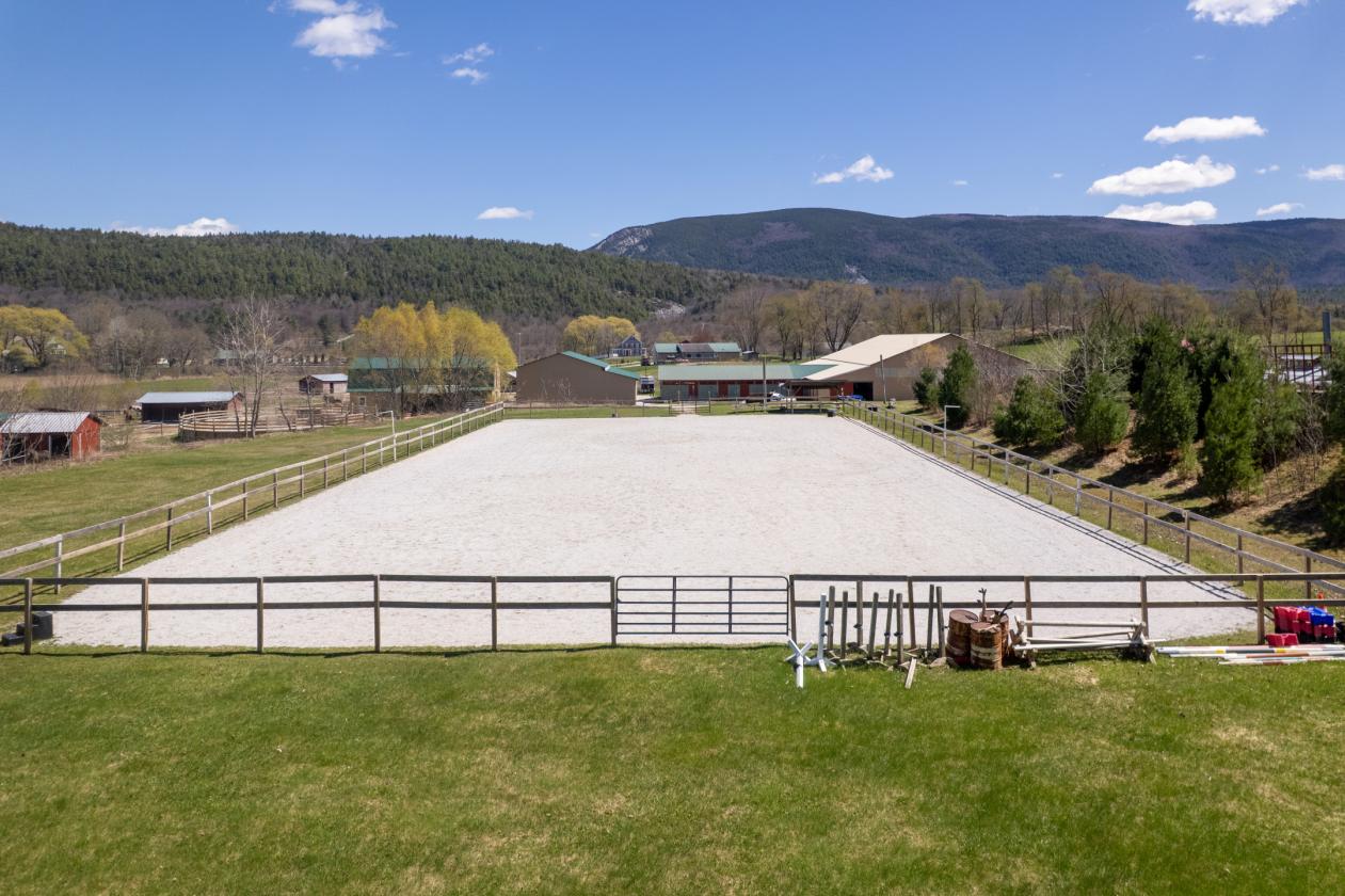 A horse lovers dream! - photo 6