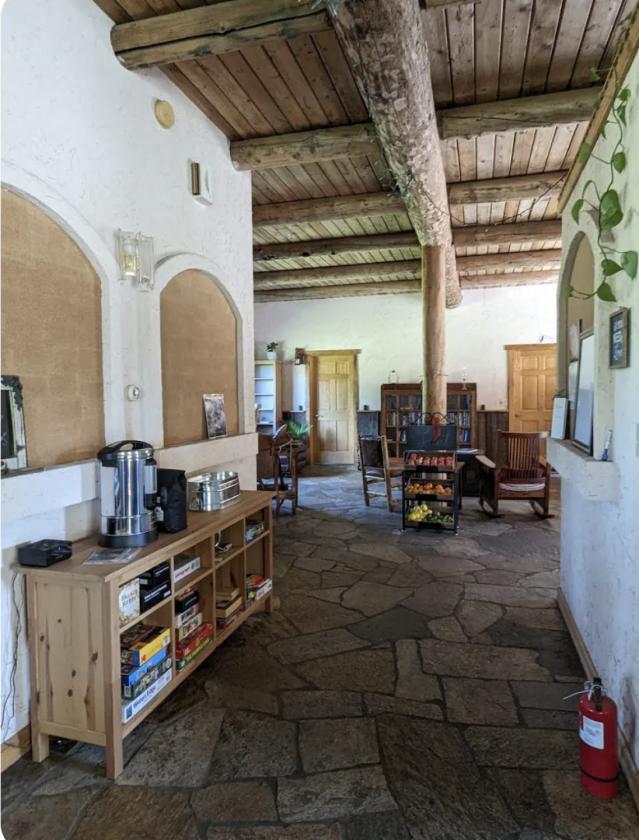 Mountain Views, horses and a beautiful home - photo 24