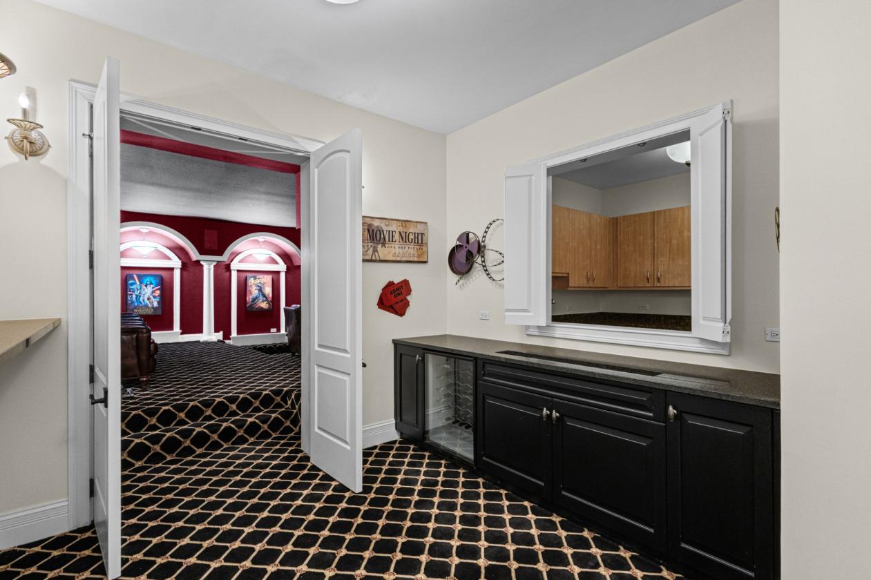 Luxury Estate with Equestrian Potential - photo 25