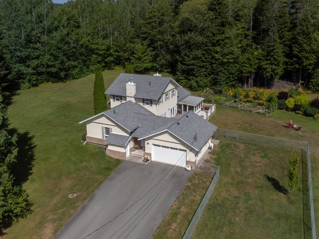 Horse Property for sale.
