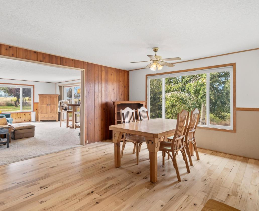 Turnkey Horse Farm and Cozy Home - photo 19