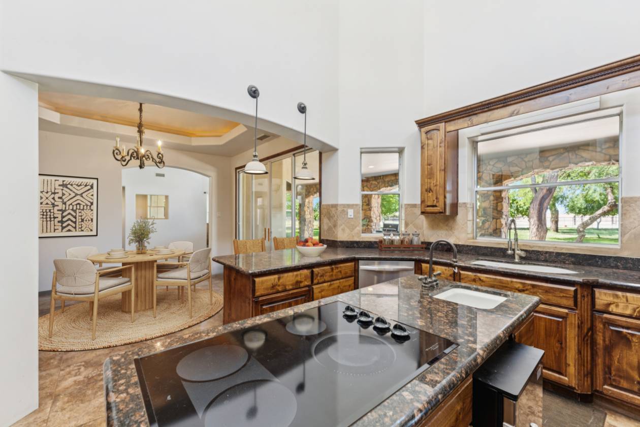Exceptional Horse Ranch and Custom Home! - photo 13