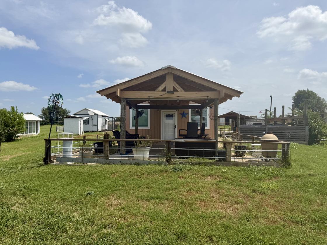 10 Acres and a CUTE cottage near Austin! - photo 26