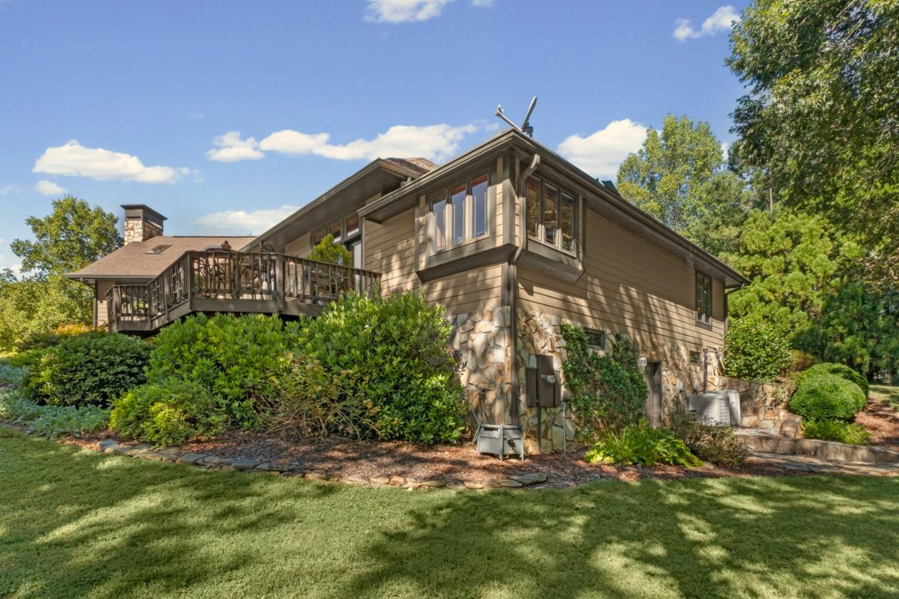 Equestrian Country Estate/ Private Lake/ 53 acres - photo 19